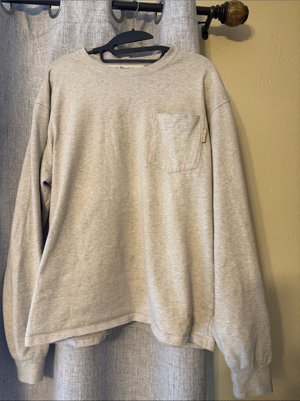 Men's Crewneck Pocket Sweatshirt - Heather Light Gray